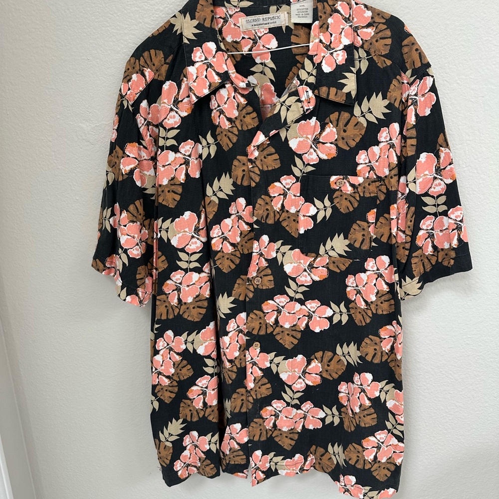 Island Republic Floral Hawaiian Shirt
